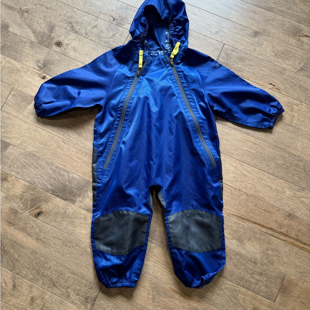 Hooded Rain Suit